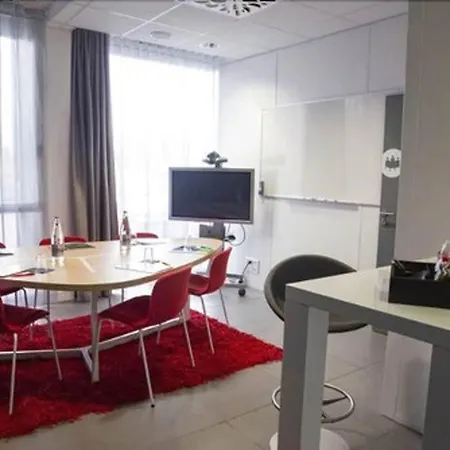 Otel Akena Nantes Atlantis Zenith