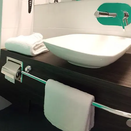 Szálloda Akena Nantes Atlantis Zenith 3*