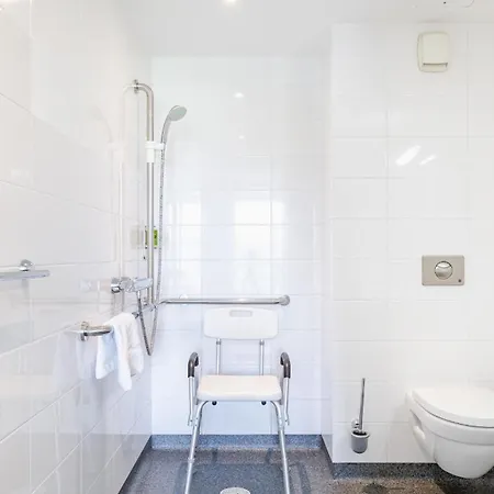Szálloda Akena Nantes Atlantis Zenith 3*