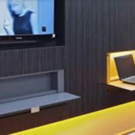 Otel Akena Nantes Atlantis Zenith 3*