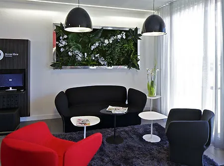 Akena Nantes Atlantis Zenith Otel 3*