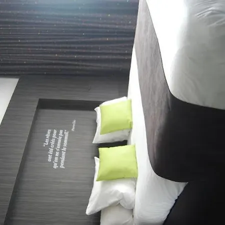 Akena Nantes Atlantis Zenith