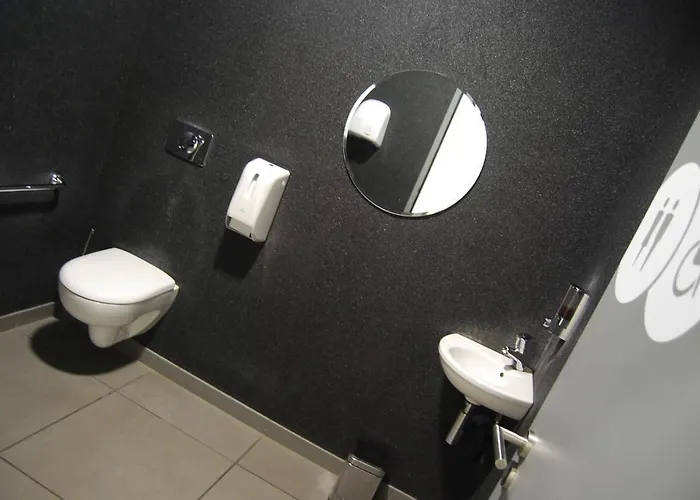 Akena Nantes Atlantis Zenith 생헤블랑