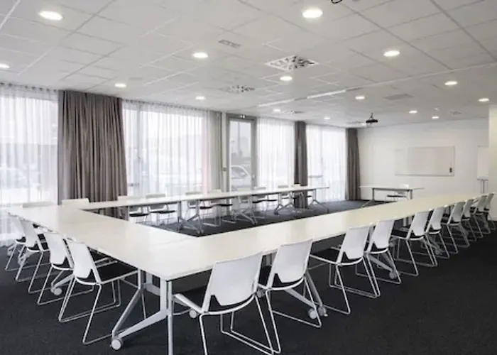 Akena Nantes Atlantis Zenith 3* Saint-Herblain