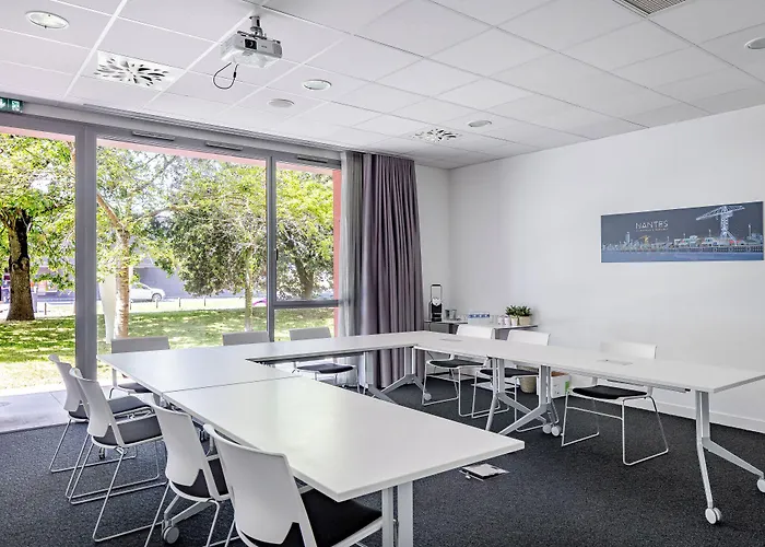 酒店 Akena Nantes Atlantis Zenith 3*