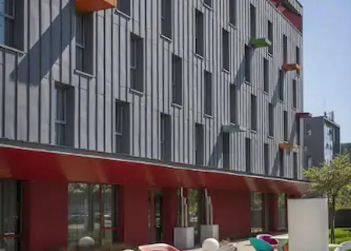 Akena Nantes Atlantis Zenith Hotel